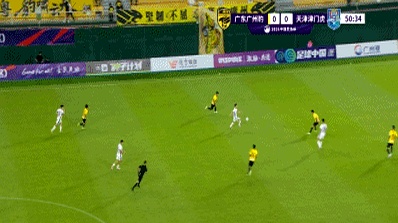 多米体育-冷门！足协杯-马俊亮卡洛斯破门广州豹2-0津门虎进8强(97卡洛斯的惊世任意球)